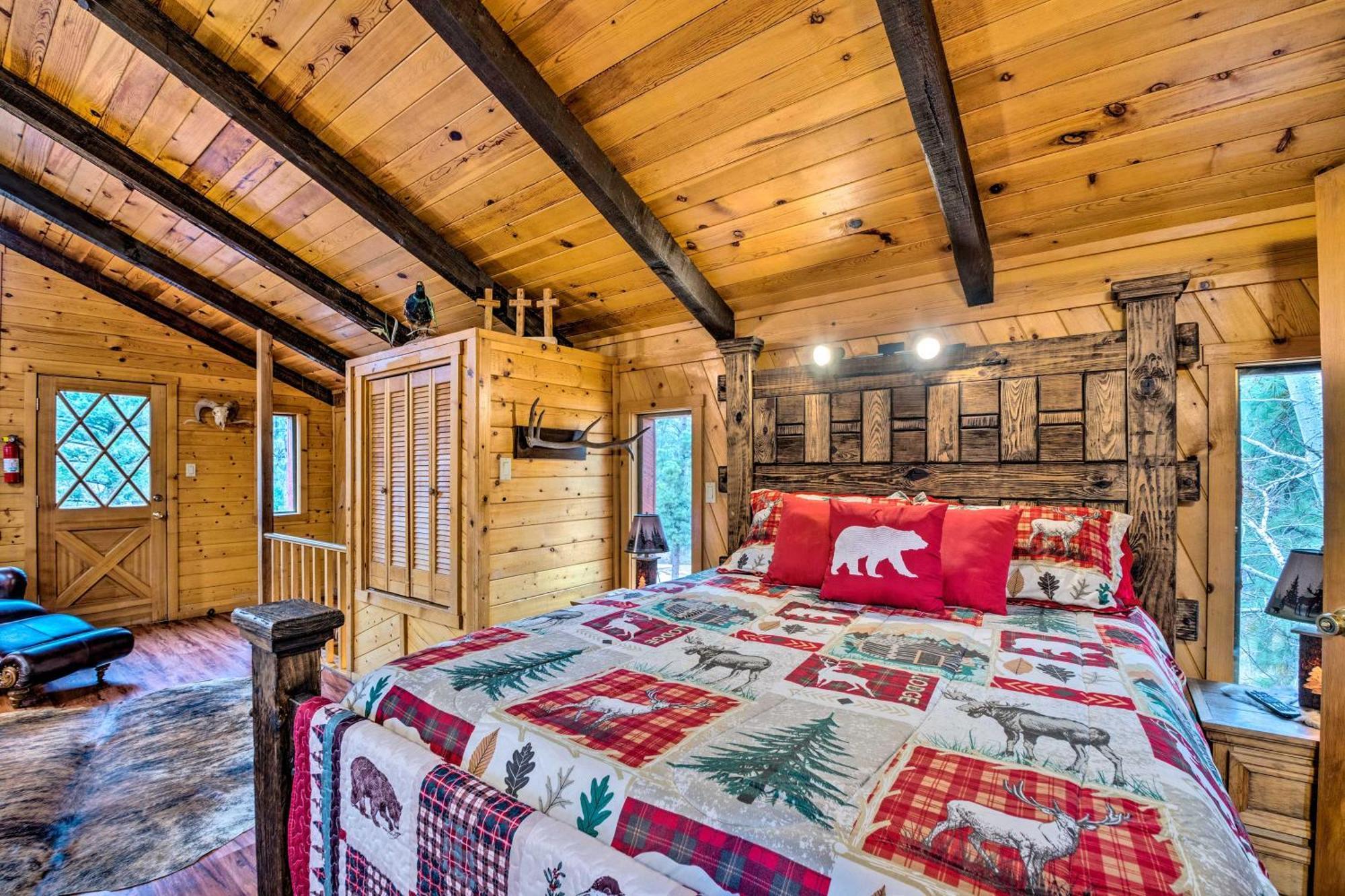 Unique Bear Country Cabin In Ruidoso With Hot Tub! 외부 사진